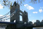 PICTURES/London - Tower Bridge/t_Bridge Shot Long4.JPG